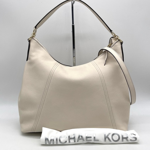 Michael Kors Sienna Large Pebbled Leather Shoulder Bag - Picture 4 of 10